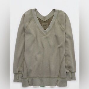 Aerie Women’s Downtime Oversized Big Hug V-Neck Sweatshirt Olive Fun Size XS